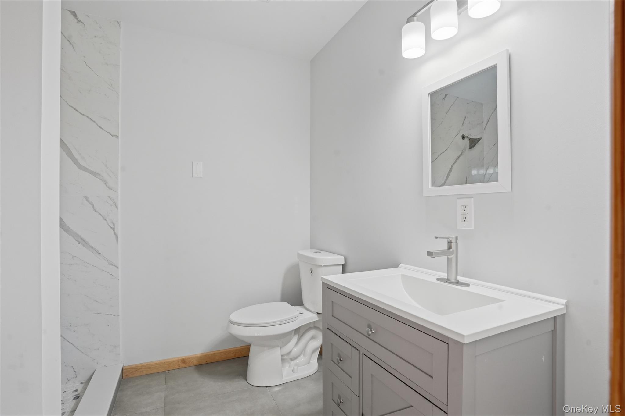 180 Hardenburgh Road Pine Bush, NY 12566 - Photo 27 of 45 Full bath - second floor