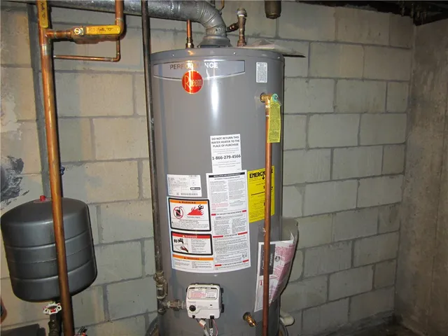 $399,900 | 29 Valley Street, Cranston, RI 02920