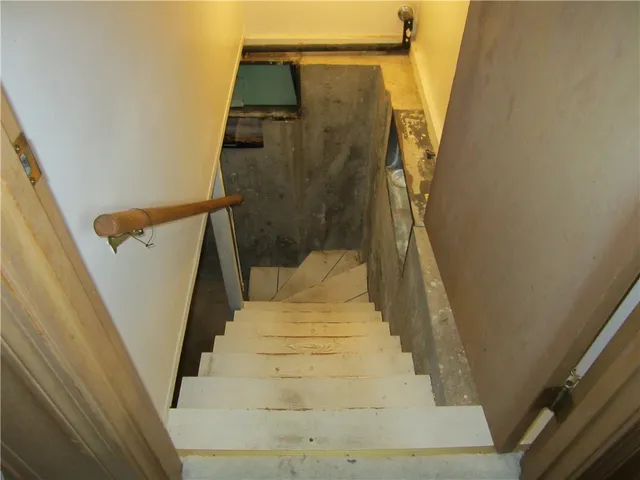 $399,900 | 29 Valley Street, Cranston, RI 02920