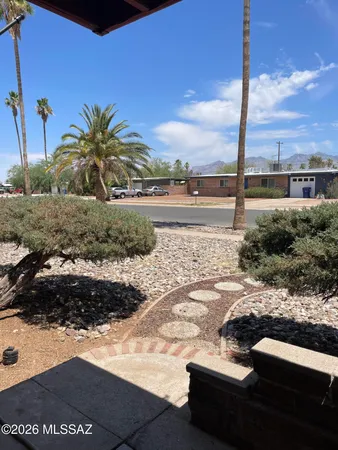 $329,900 | 6552 East Calle Mercurio, Tucson, AZ 85710