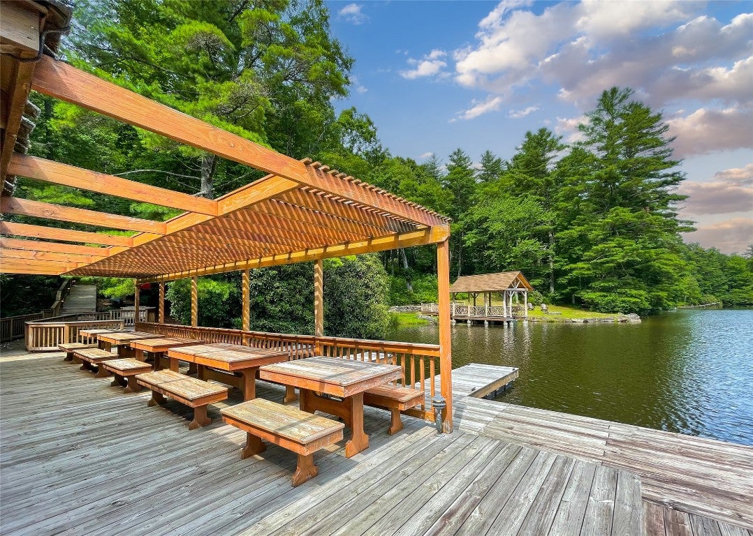 Tbd Arnold Road Highlands, NC 28741 - Photo 14 of 15 Picnic area on the water