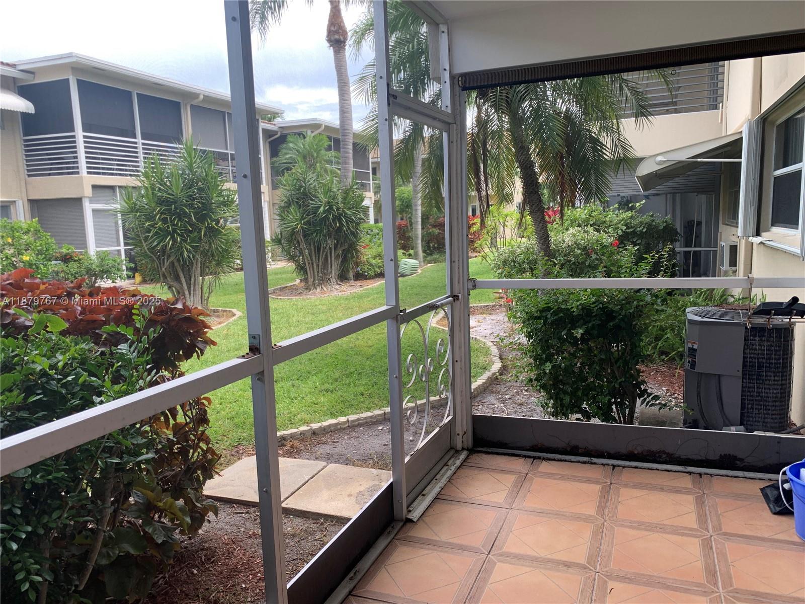 2111 Northeast 42nd Court, Unit 103W Lighthouse Point, FL 33064 - Photo 6 of 22