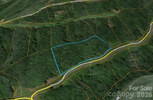 a view of a tennis court