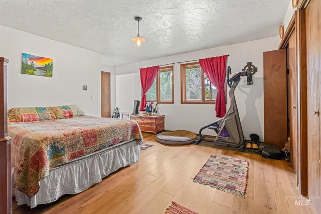 $460,000 | 4 North 100 West, Fairfield, ID 83327