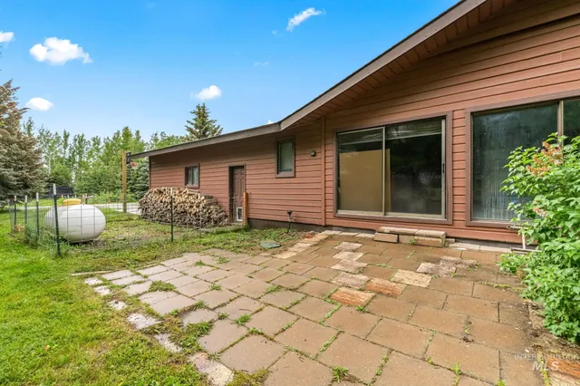 $460,000 | 4 North 100 West, Fairfield, ID 83327