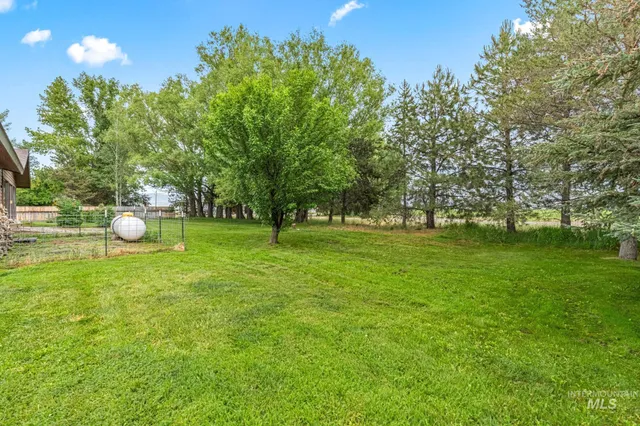 $460,000 | 4 North 100 West, Fairfield, ID 83327