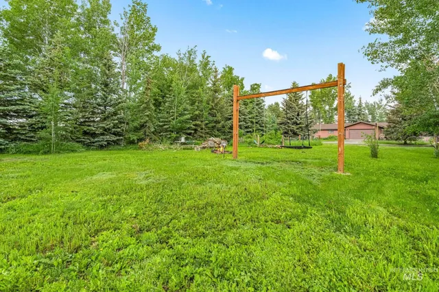 $460,000 | 4 North 100 West, Fairfield, ID 83327