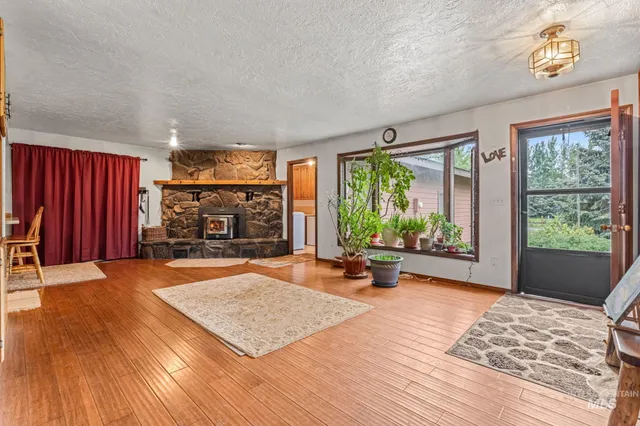 $460,000 | 4 North 100 West, Fairfield, ID 83327