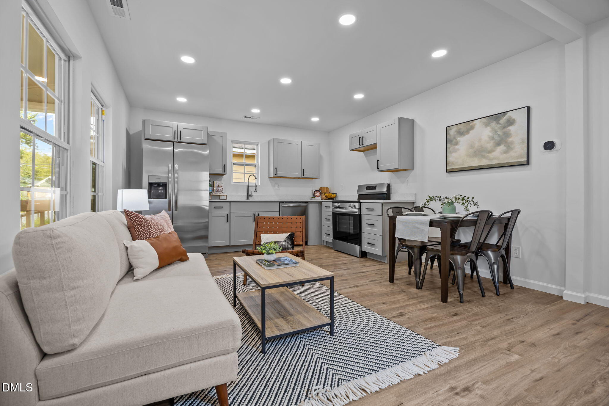 1213 South Bloodworth Street Raleigh, NC 27601 - Photo 7 of 34 8-web-or-mls-IMG_1886