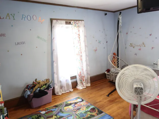 $240,000 | 4 Amherst Street, Augusta, ME 04330