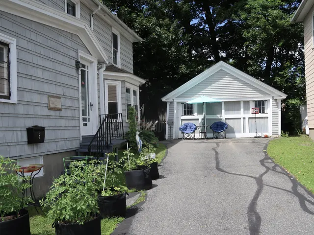 $240,000 | 4 Amherst Street, Augusta, ME 04330