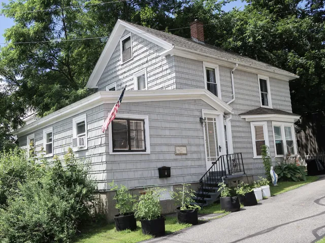 $240,000 | 4 Amherst Street, Augusta, ME 04330