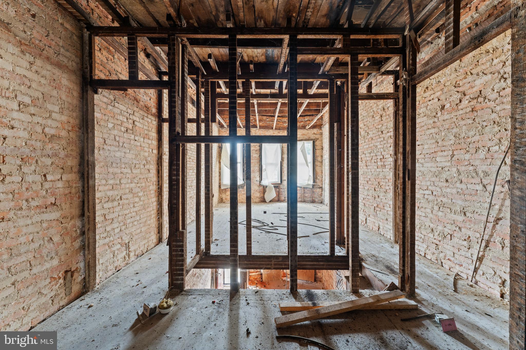 809 Appleton Street Baltimore, MD 21217 - Photo 16 of 16