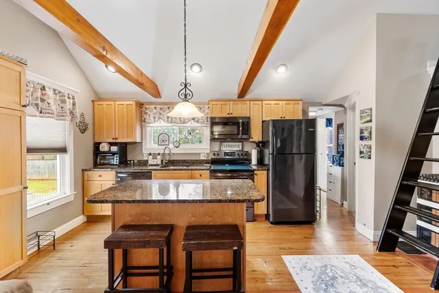 $519,000 | 14 2nd Street, Amesbury, MA 01913