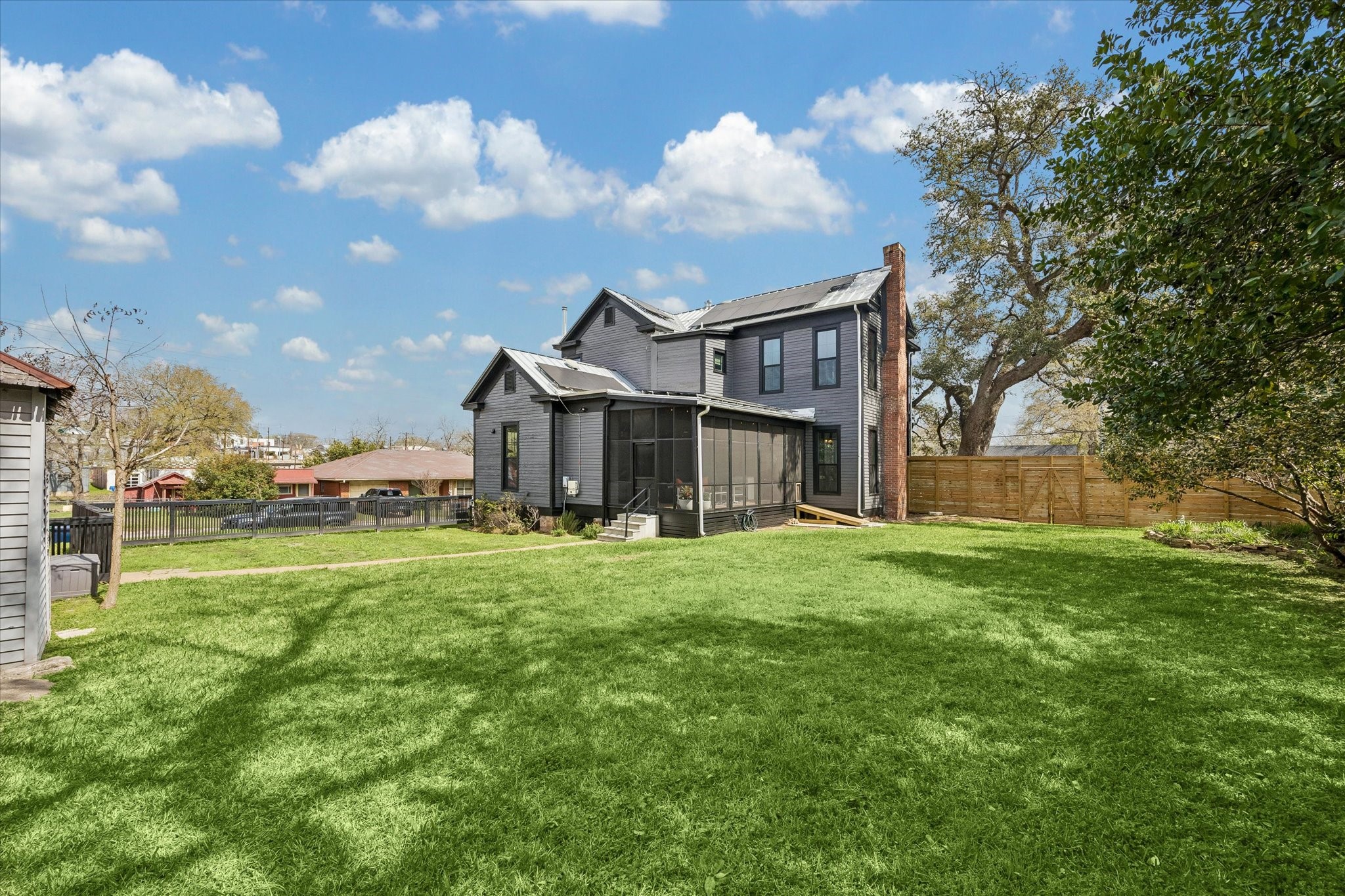 602 South Market Street Brenham, TX 77833 - Photo 33 of 35