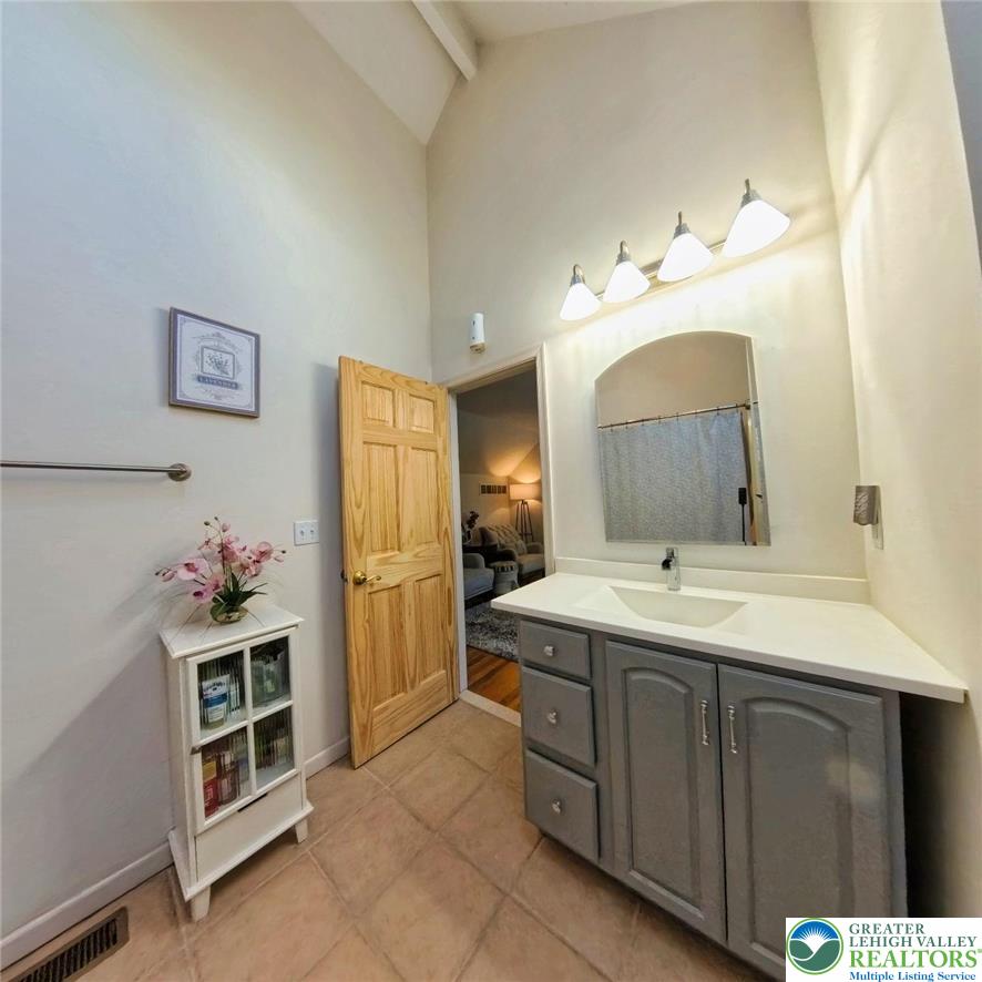 162 Oak Ridge Drive Milford, PA 18337 - Photo 21 of 45