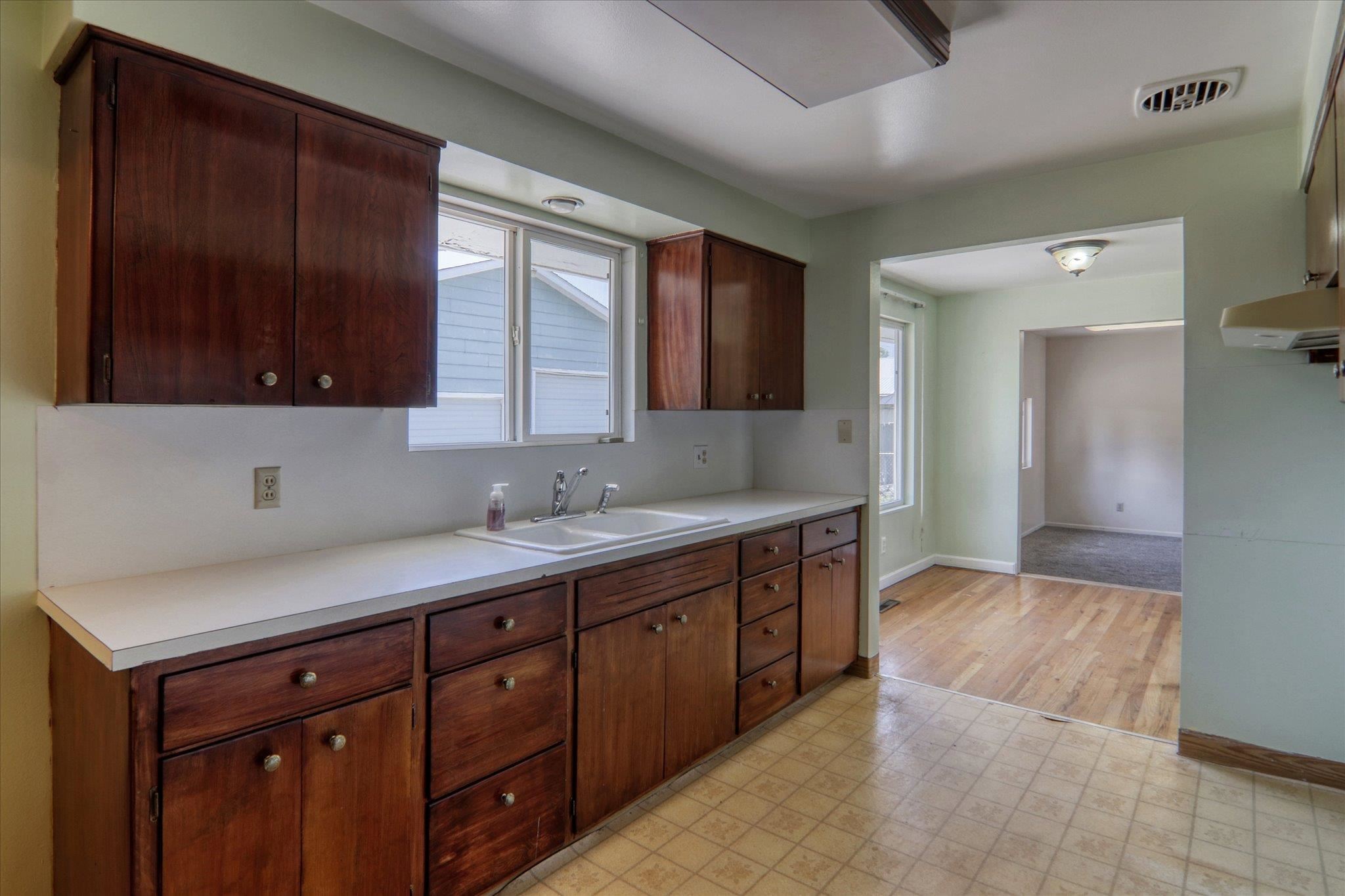 611 North Felts Road Spokane Valley, WA 99206 - Photo 12 of 49 Gallery Image 12