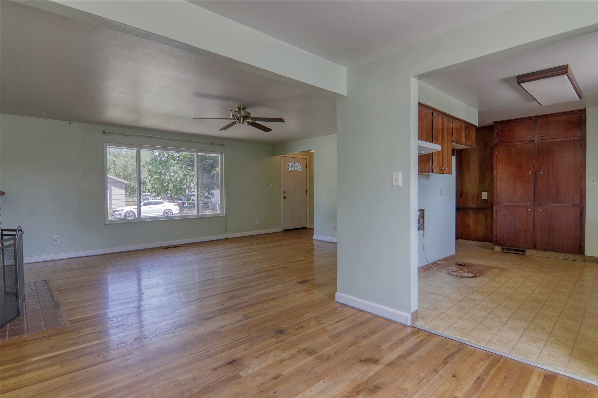 611 North Felts Road Spokane Valley, WA 99206 - Photo 10 of 49 Gallery Image 10