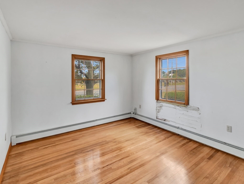 274 Newport Road Hull, MA 02045 - Photo 17 of 42