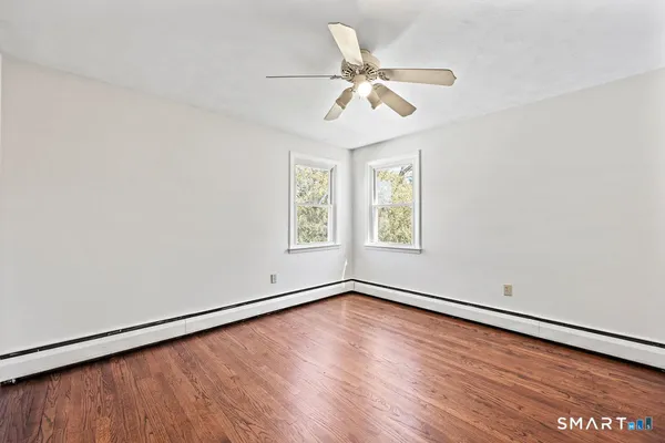 $339,900 | 7 Farmstead Lane, Ellington, CT 06029