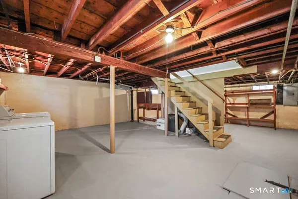 $339,900 | 7 Farmstead Lane, Ellington, CT 06029