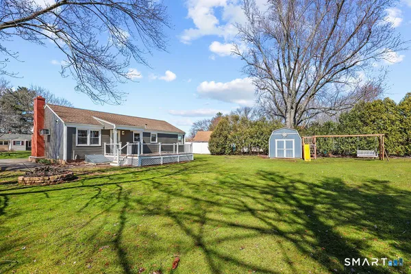 $339,900 | 7 Farmstead Lane, Ellington, CT 06029