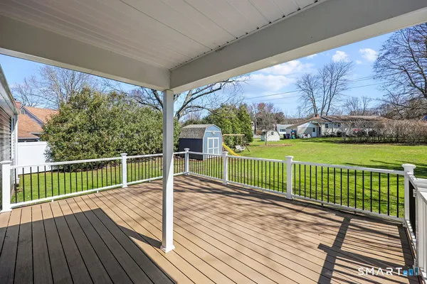 $339,900 | 7 Farmstead Lane, Ellington, CT 06029