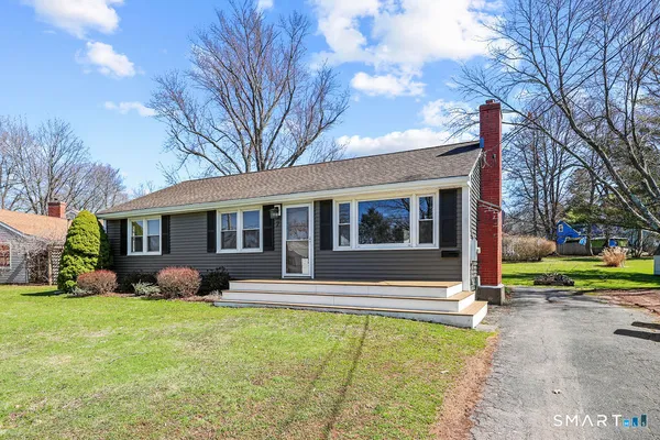$339,900 | 7 Farmstead Lane, Ellington, CT 06029