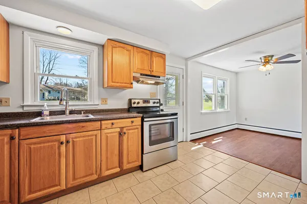 $339,900 | 7 Farmstead Lane, Ellington, CT 06029