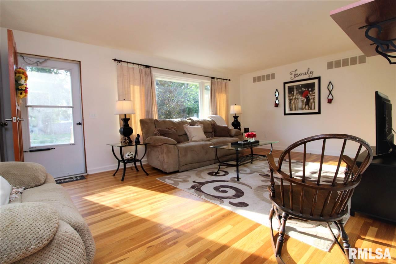 404 North Runkle Street Hanna City, IL 61536 - Photo 4 of 35 Gallery Image 4