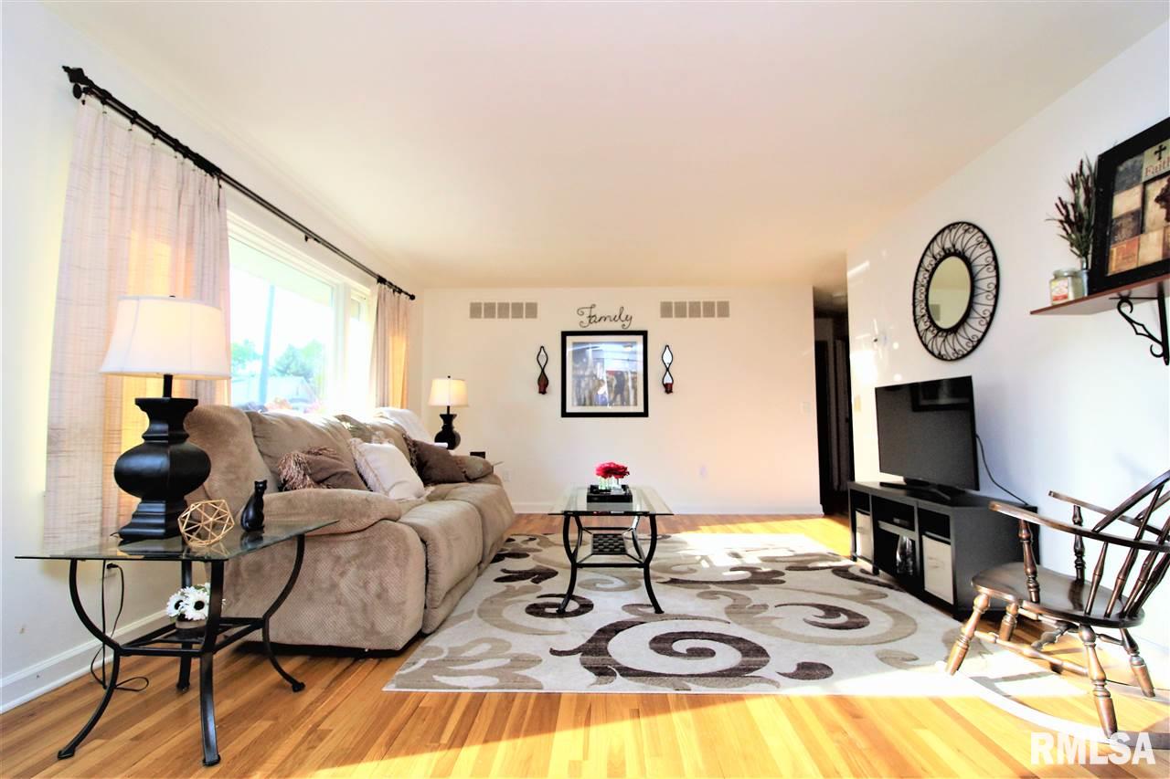 404 North Runkle Street Hanna City, IL 61536 - Photo 5 of 35 Gallery Image 5