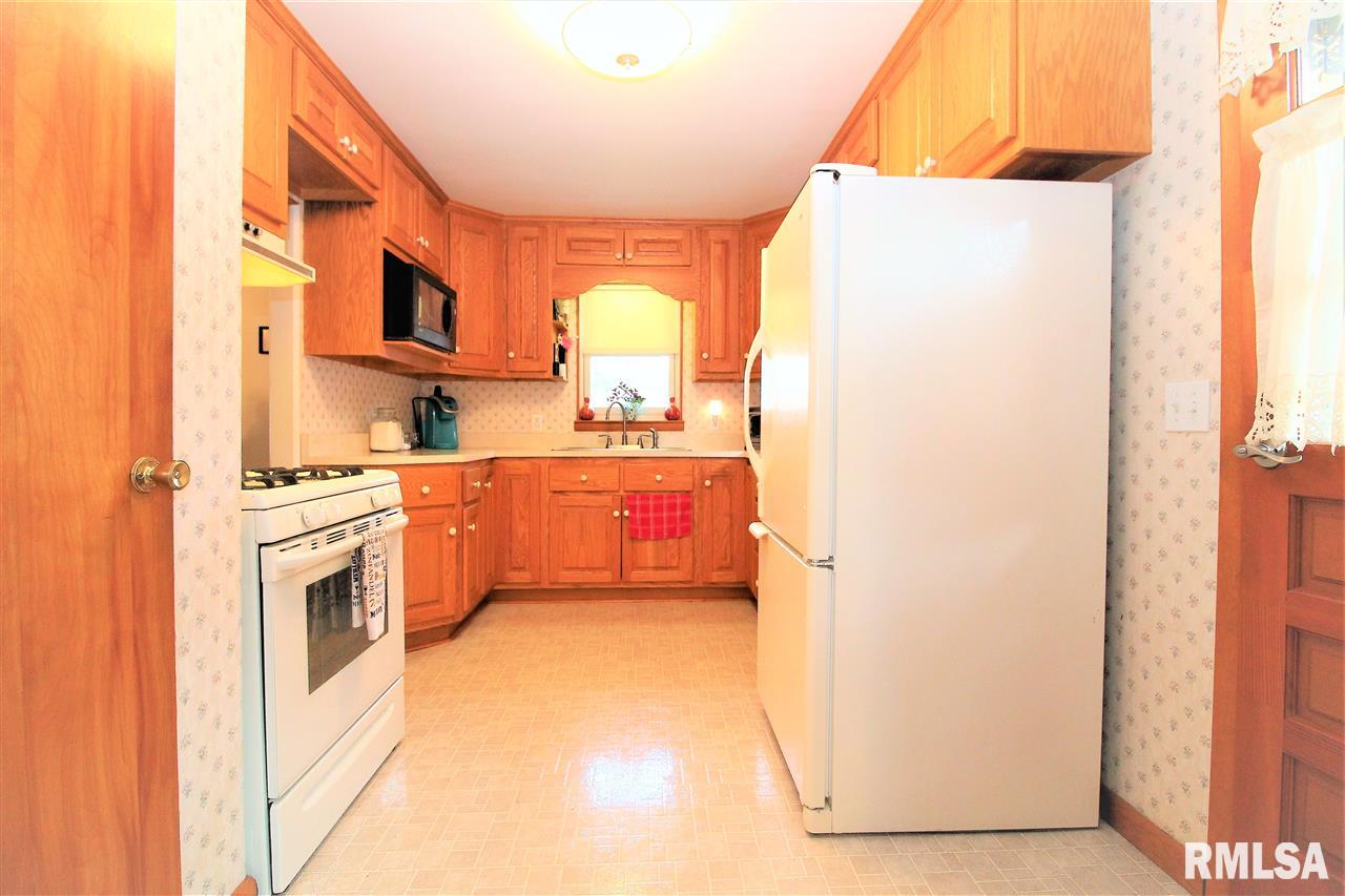 404 North Runkle Street Hanna City, IL 61536 - Photo 9 of 35 Gallery Image 9