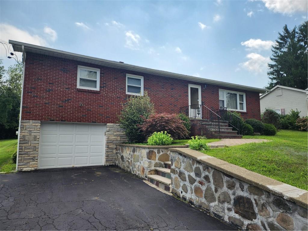 10 Stori Road Newburgh, NY 12550 - Photo 1 of 1 Welcome to 10 Stori Rd.