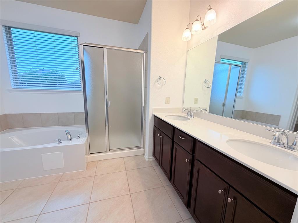 305 Rustic Oak Lane McKinney, TX 75072 - Photo 12 of 18