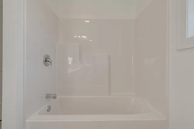 $279,000 | 2 Cape Coral Way, Unit B, Rochester, NH 03867