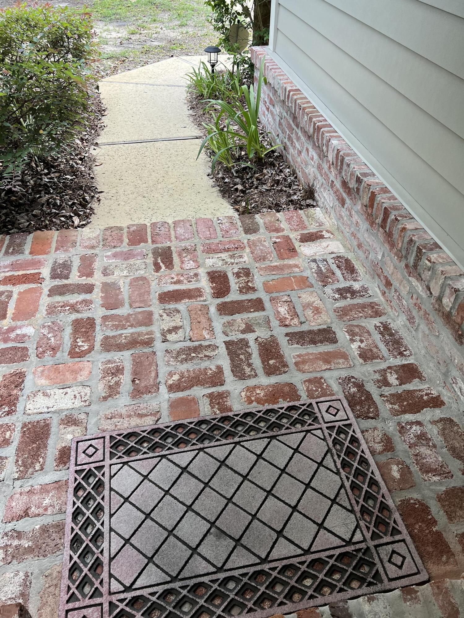 4248 Skipjack Cove Niceville, FL 32578 - Photo 3 of 64 Front porch