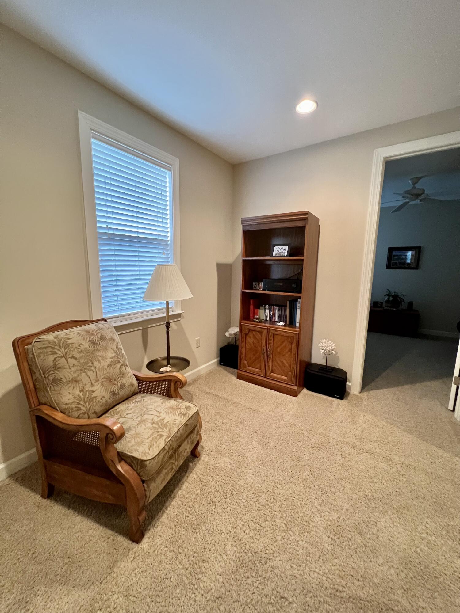 4248 Skipjack Cove Niceville, FL 32578 - Photo 34 of 64 a living room with furniture