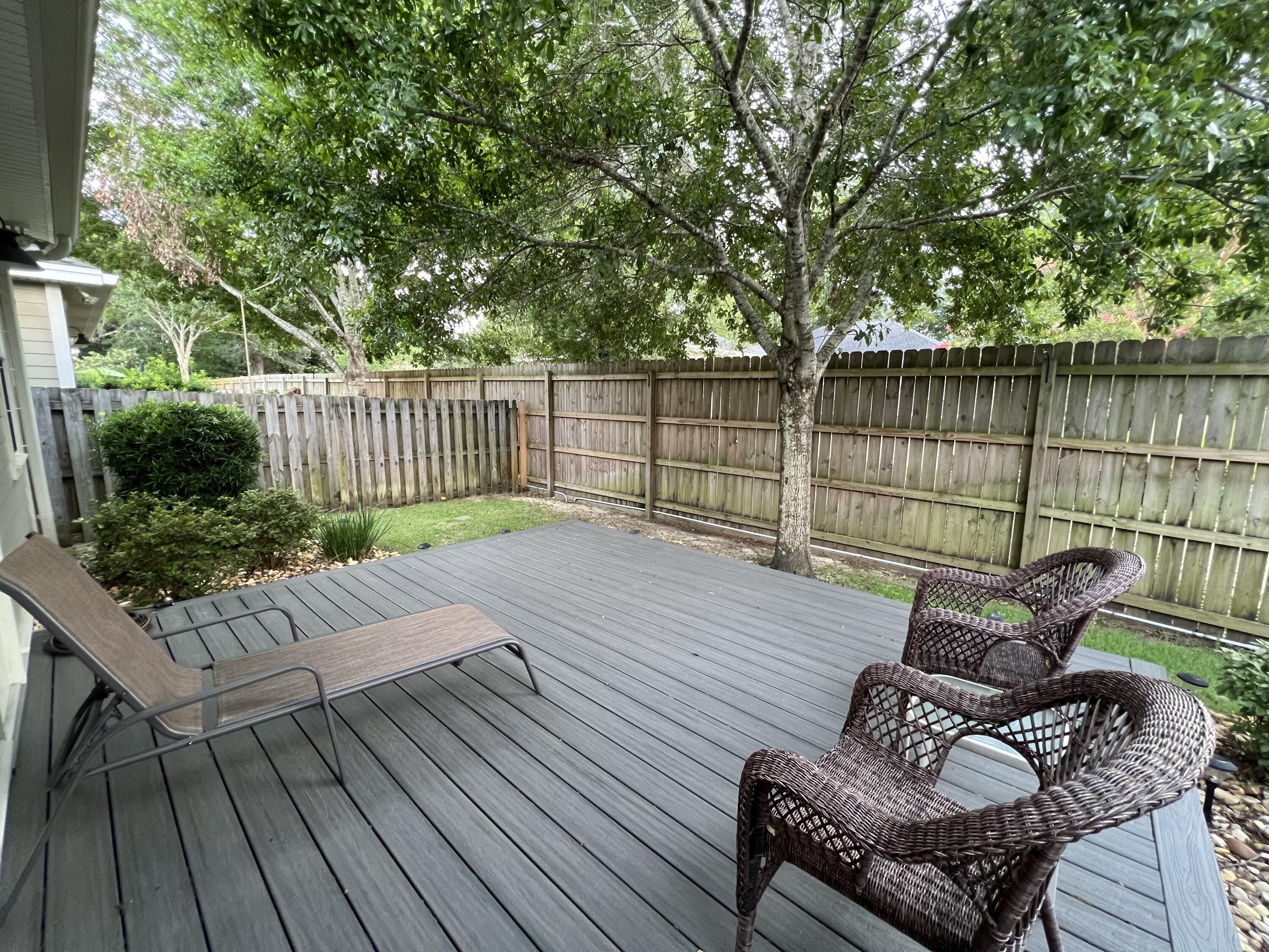 4248 Skipjack Cove Niceville, FL 32578 - Photo 61 of 64 a view of balcony with outdoor seating