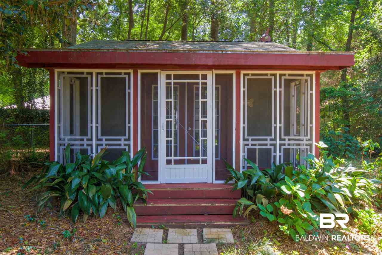206 Orange Avenue Fairhope, AL 36532 - Photo 27 of 32 studio or workshop