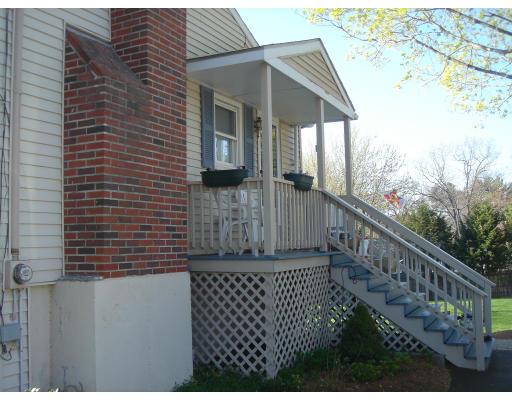 11 Haskell Road Pepperell, MA 01463 - Photo 3 of 16 Gallery Image 3