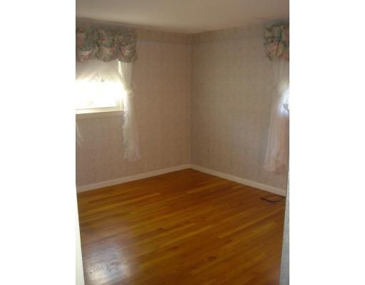 11 Haskell Road Pepperell, MA 01463 - Photo 8 of 16 Gallery Image 8