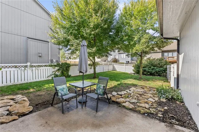 $470,000 | 407 North Silver Hill Street, Olathe, KS 66061