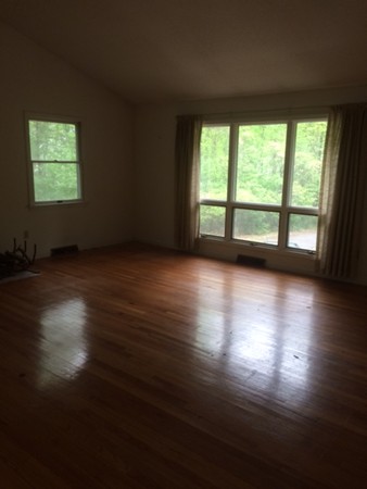 40 Little Turnpike Road Shirley, MA 01464 - Photo 7 of 21