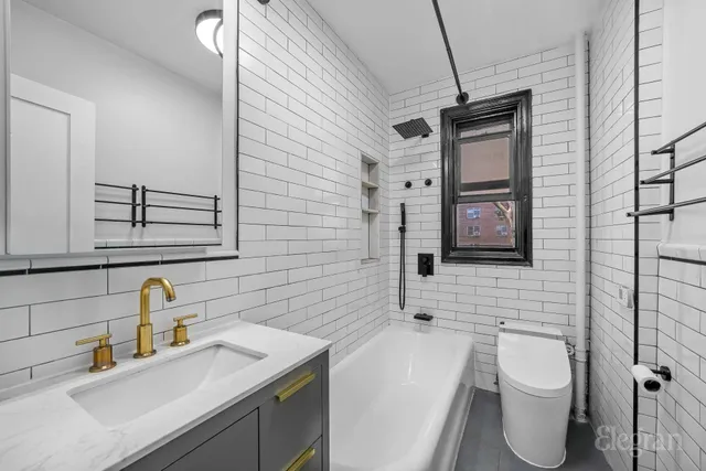 $875,000 | 504 Grand Street, Unit F23 | Lower East Side