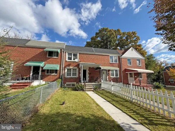front view of house with a yard