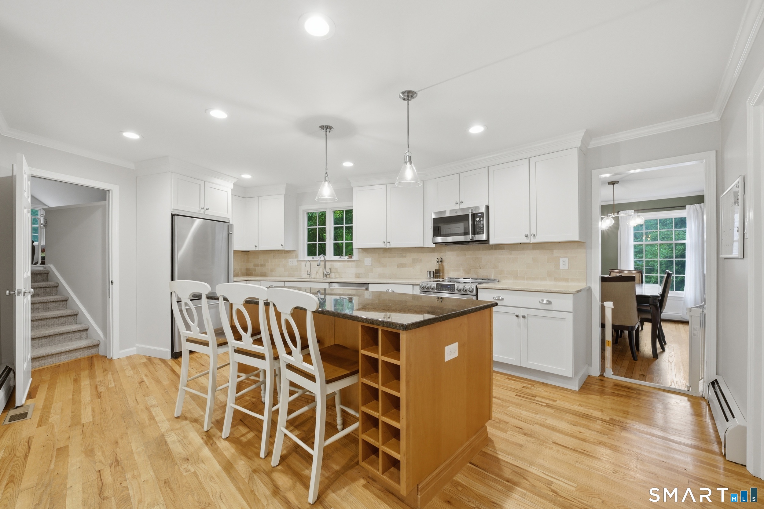 14 Woodchuck Lane Ridgefield, CT 06877 - Photo 3 of 39 Main Level Kitchen