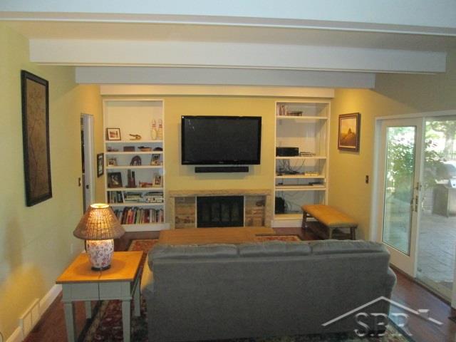 601 Somerset Road Saginaw, MI 48638 - Photo 15 of 42 Family Room
