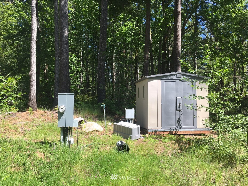 58 Point Whitney Road Brinnon, WA 98320 - Photo 4 of 9