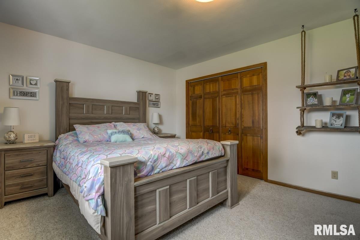 2329 Arrowhead Drive Springfield, IL 62702 - Photo 25 of 37