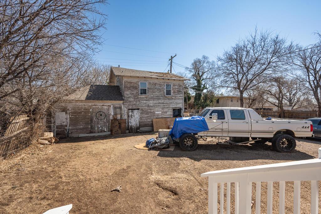 1609 South Jackson Street Amarillo, TX 79102 - Photo 20 of 21 backyard 2